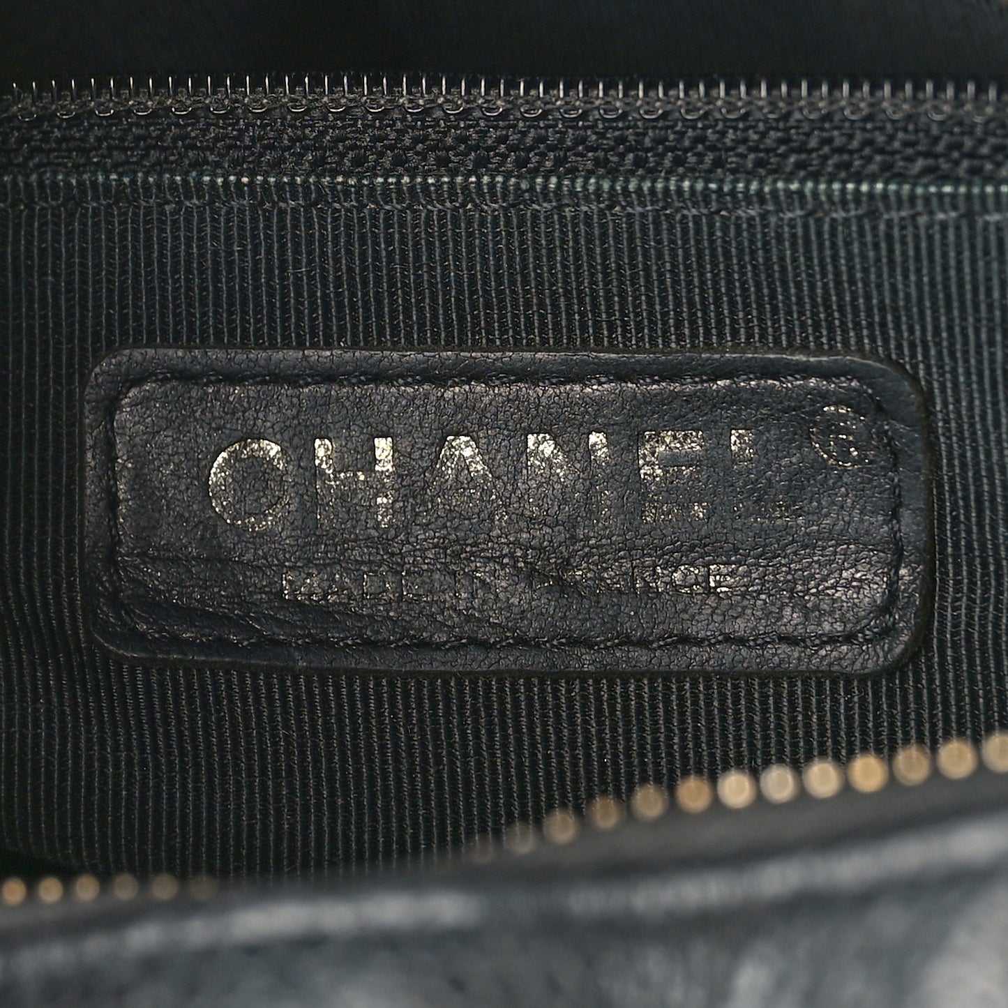 Caviar Quilted Timeless CC Shoulder Bag Black