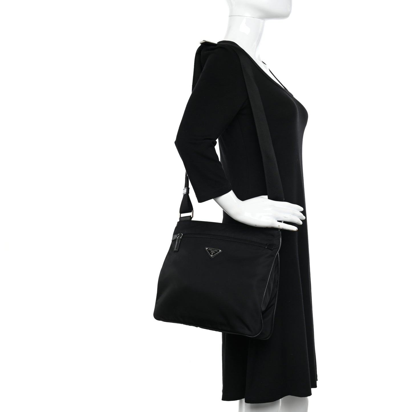 Nylon Vela Flat Messenger Bag Black