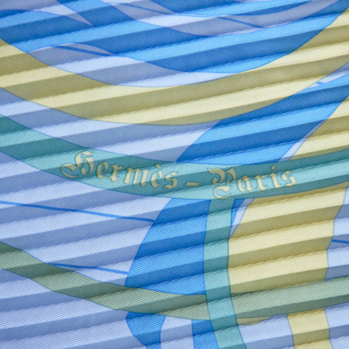 Silk Plisse Comme Histoires Scarf 90