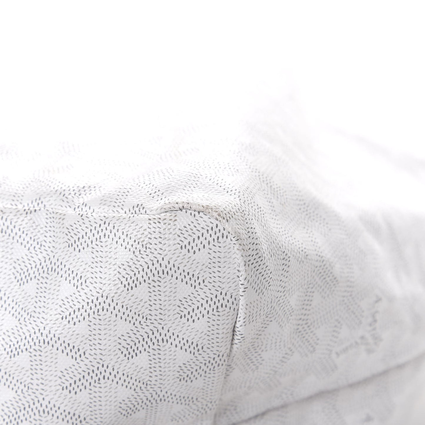 Goyardine Saint Louis GM White