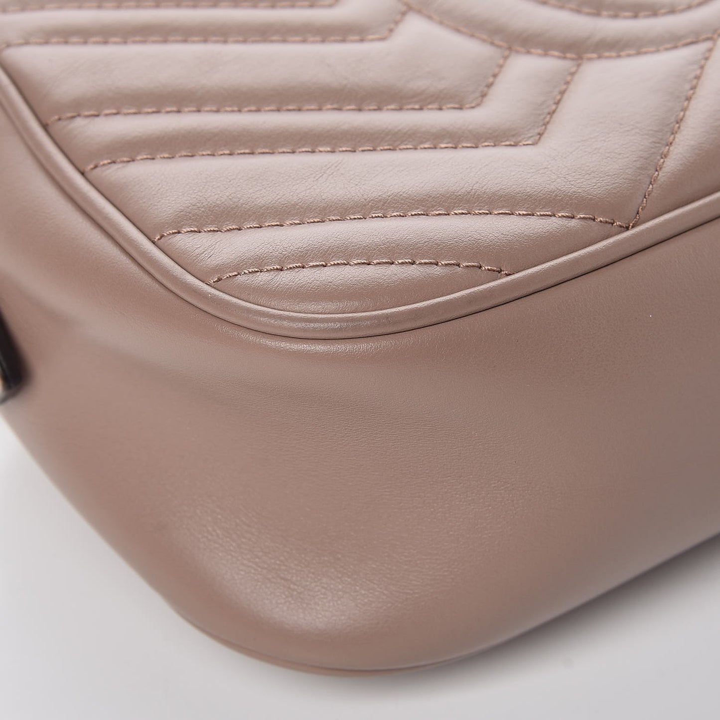 Calfskin Matelasse Small GG Marmont Chain Shoulder Bag Taupe