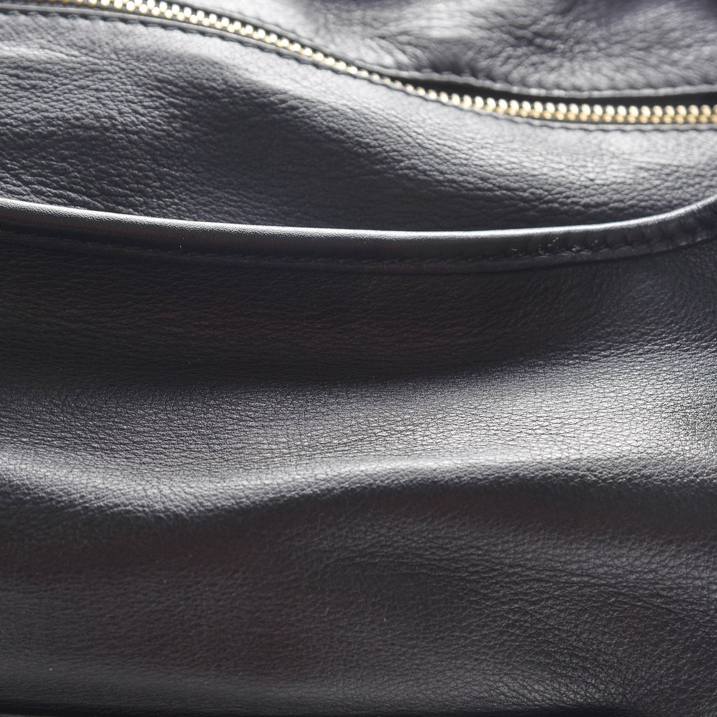 Calfskin Buckle Hobo Black