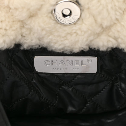 Chanel Shearling Sheepskin Tweed Large Coco Neige Tote White Black 6 of 11