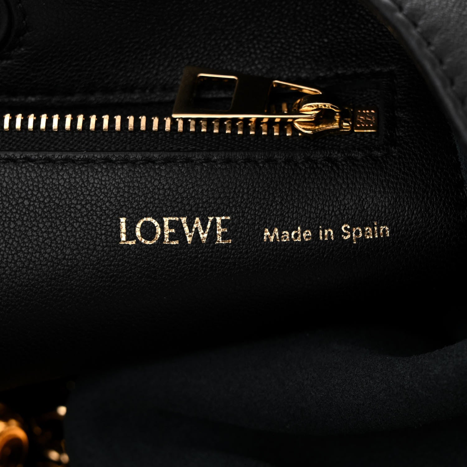 Loewe Buttery Nappa Lambskin Small Squeeze Bag Black 5 of 8
