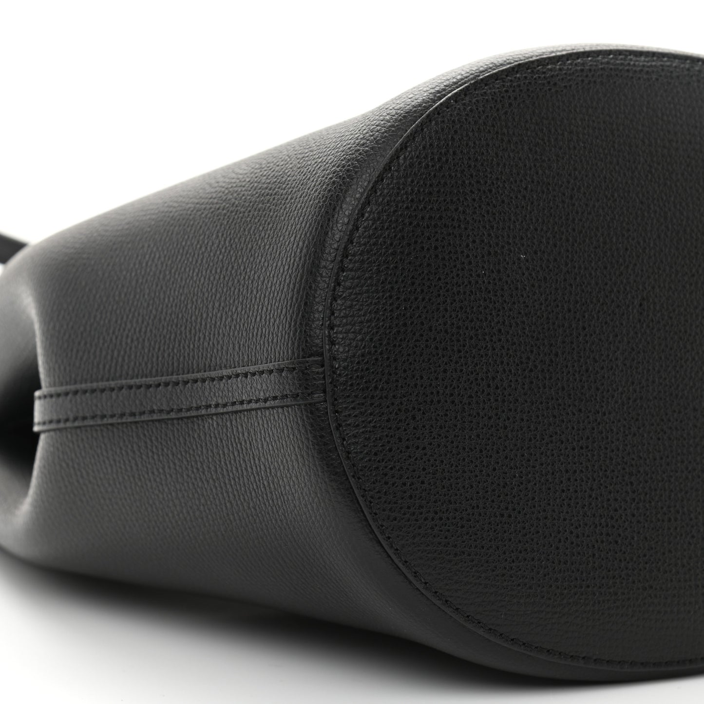 London Grainy Calfskin Small Lorne Bucket Crossbody Black