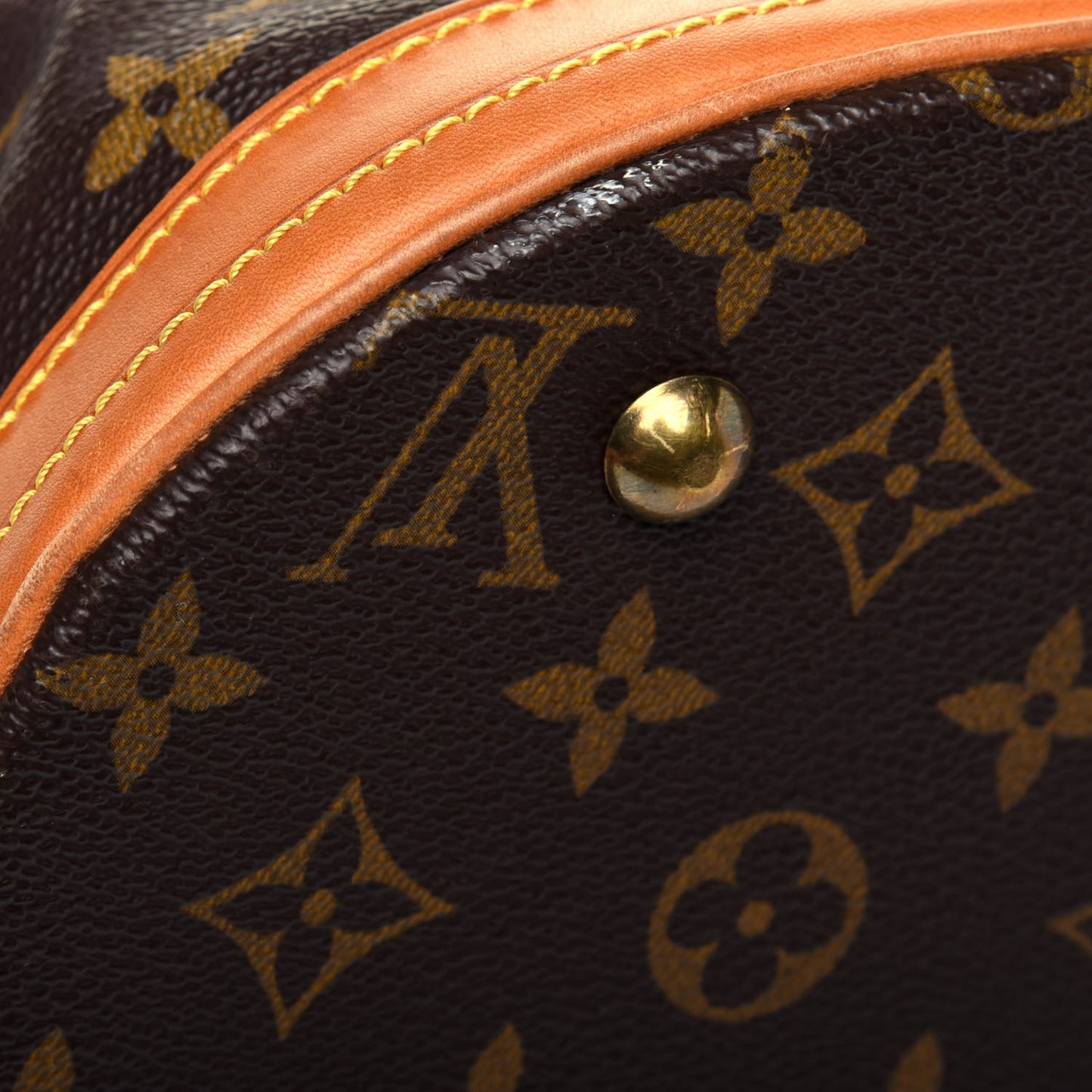 Monogram Petit Bucket 23