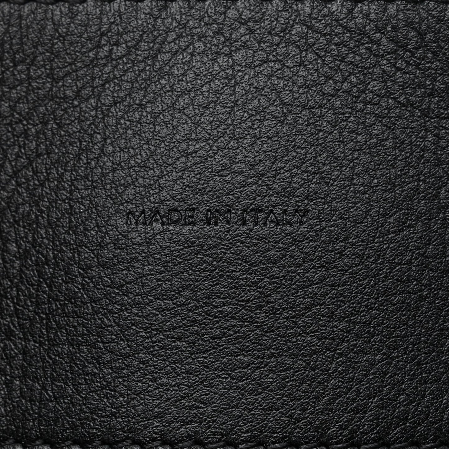 Supple Calfskin Medium Appoline Black