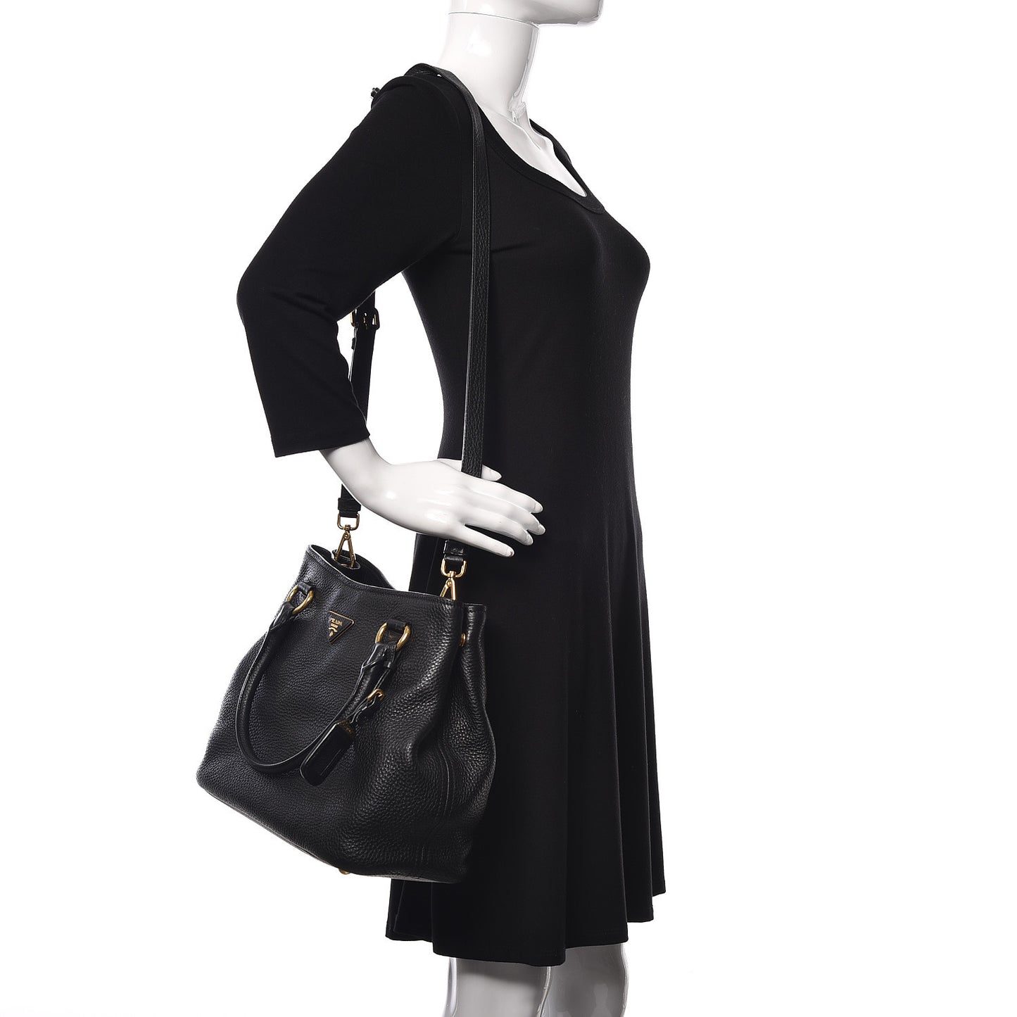 Vitello Daino Tote Black