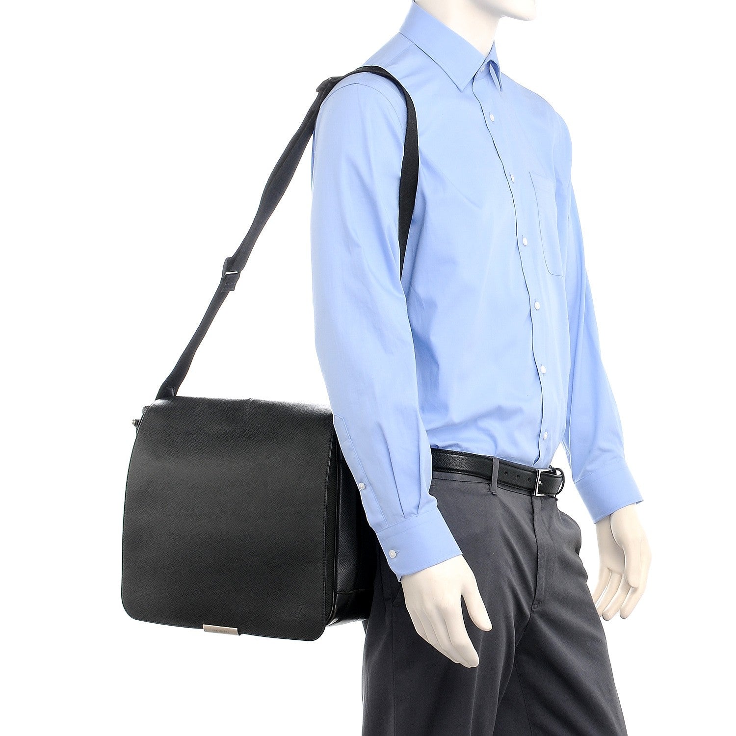 Louis Vuitton Taiga Viktor Messenger Bag Ardoise 2 of 11