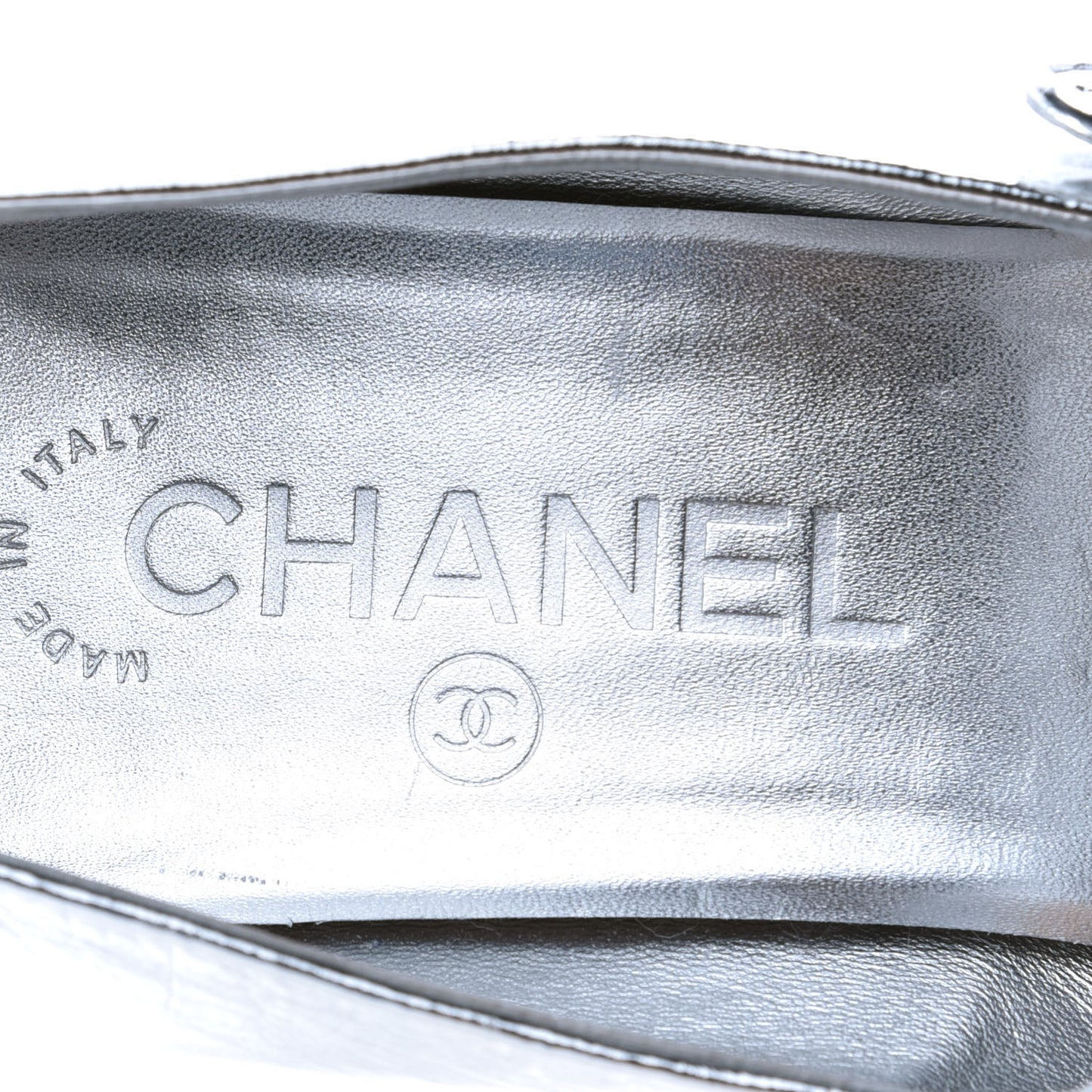 Metallic Patent Calfskin Mary Jane Strap Pumps 38.5 Silver