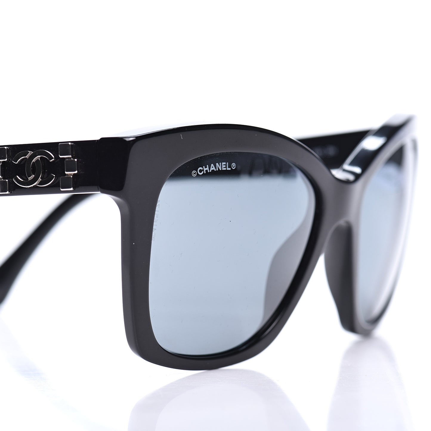 CC Butterfly Signature Sunglasses 5313 Black