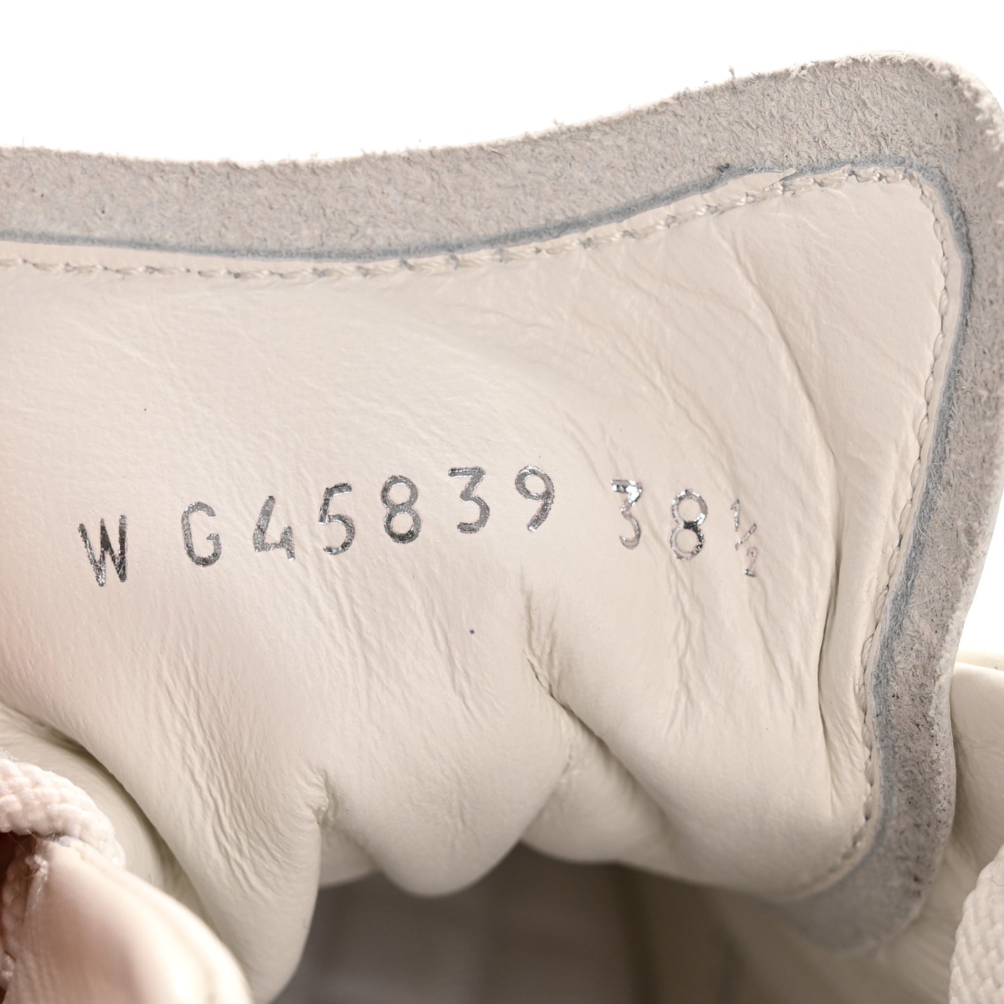 Shiny Calfskin Suede Quilted CC Logo Sneakers 38.5 White