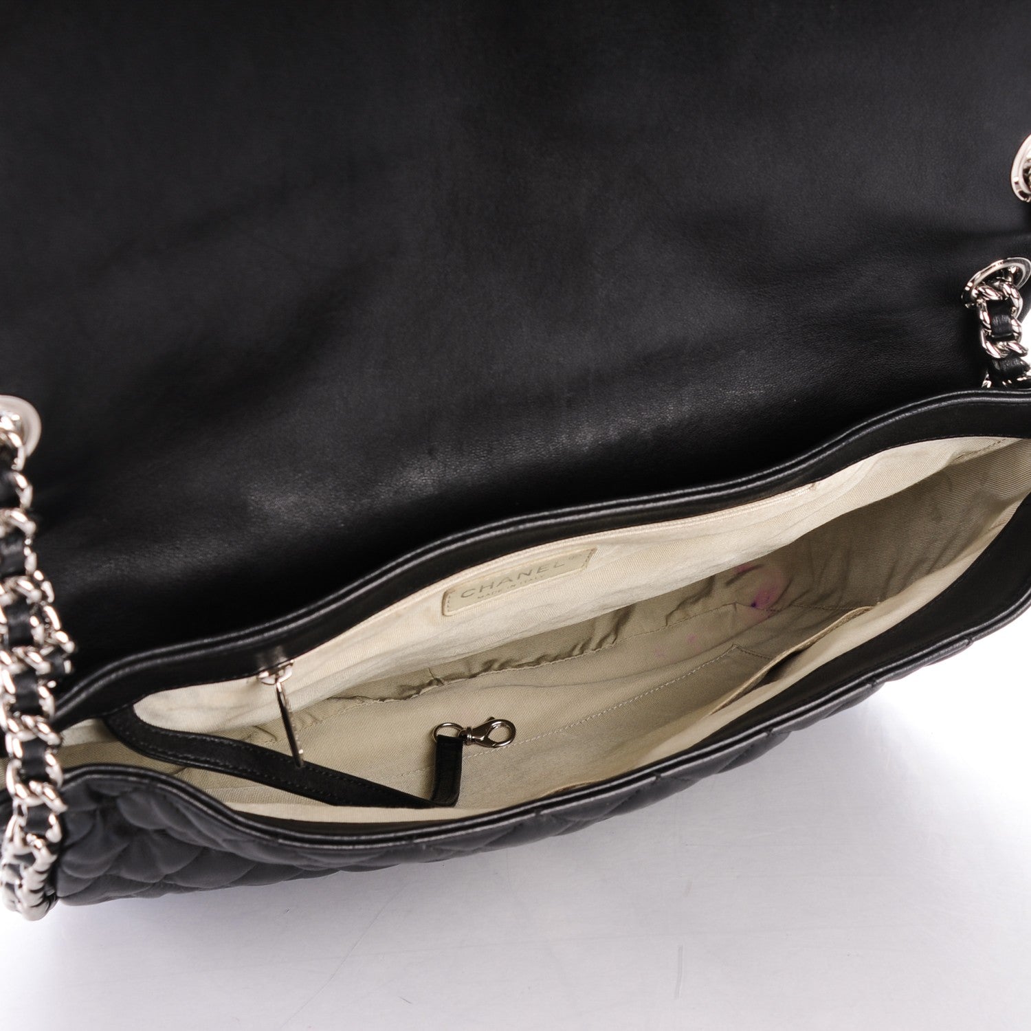 Chanel Washed Lambskin Quilted Maxi Chain Around Flap Black 5 of 8