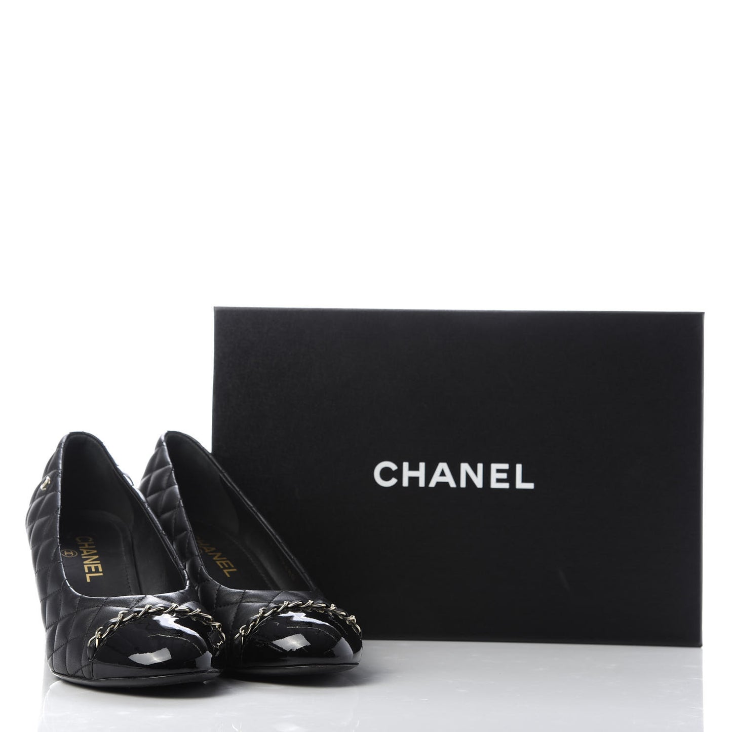 Lambskin Patent Cap Toe Chain Pumps 37.5 Black