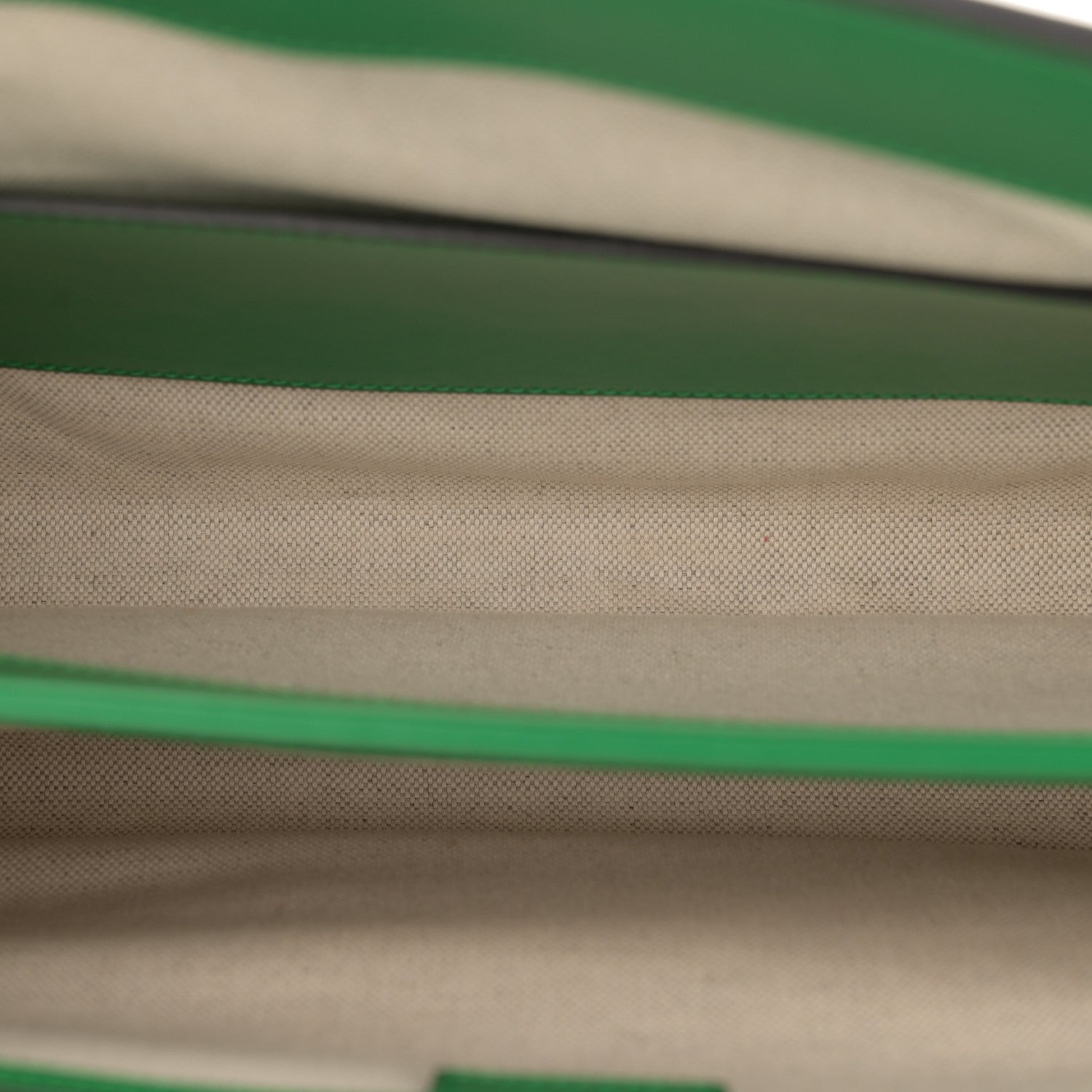 Gucci Calfskin GG Matelasse Large Slim Chain Shoulder Bag Spring Green Natural 5 of 10