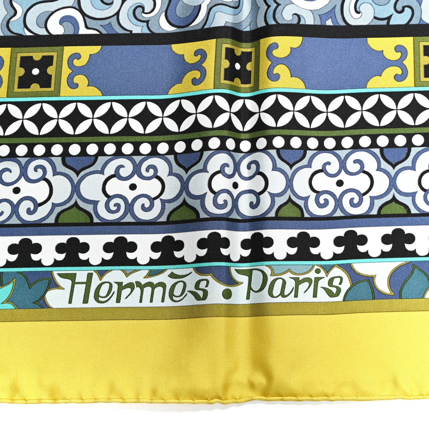 Silk La Femme Aux Semelles De Vent Scarf 90