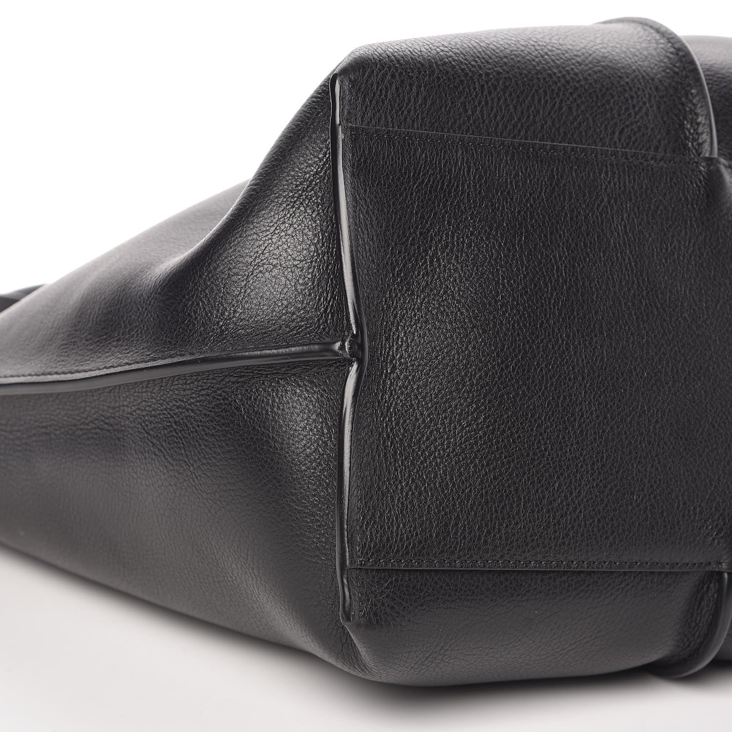 Chloe Smooth Calfskin Medium Vick Tote Black 10 of 11