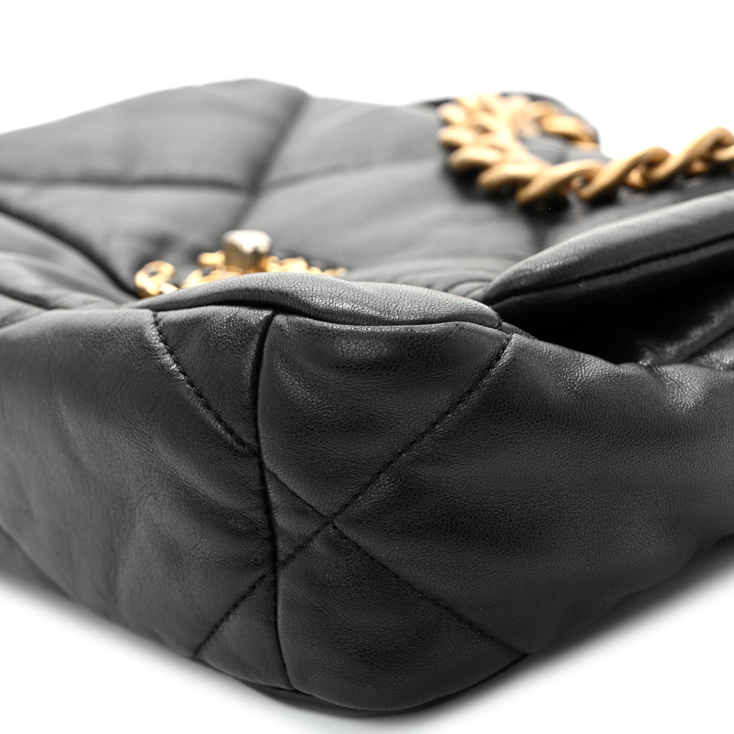 Lambskin Quilted Medium Chanel 19 Flap Black