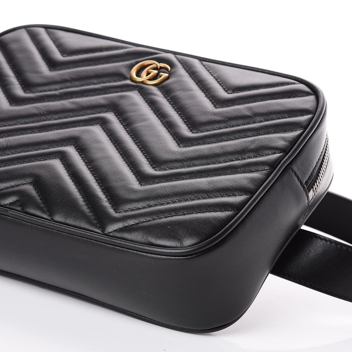 Calfskin Matelasse Mens GG Marmont Belt Bag 80 32 Black