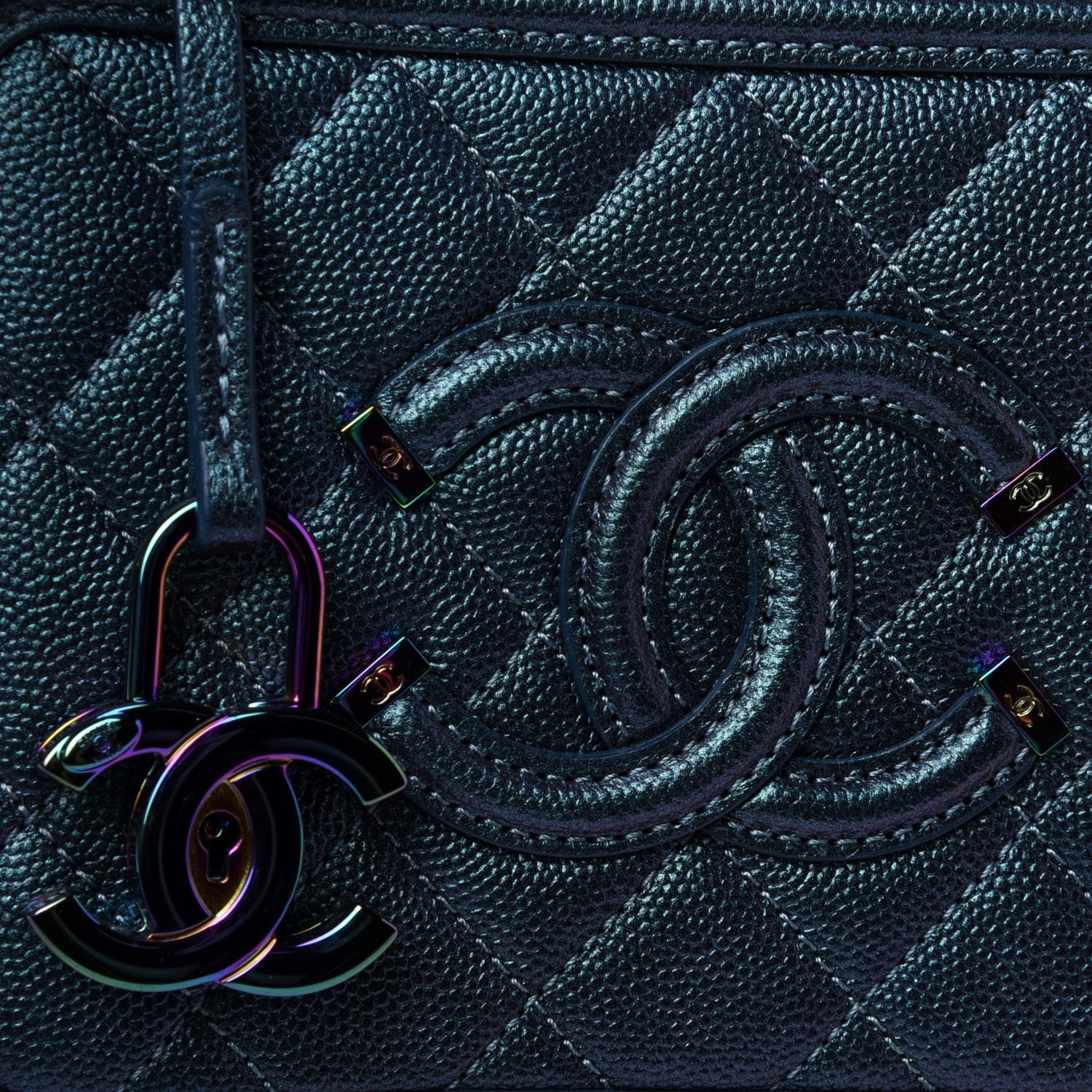 Chanel Iridescent Caviar Quilted Small CC Filigree Vanity Case Dark Turquoise 4 of 4