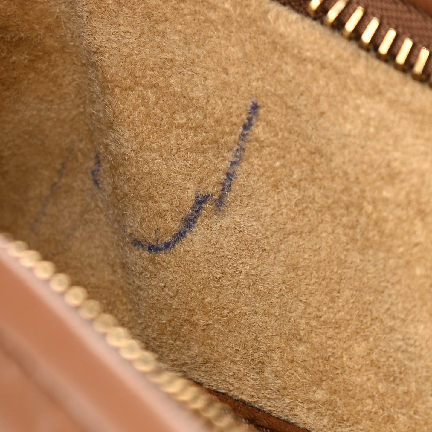Nappa Intrecciato Medium Veneta Hobo Noce