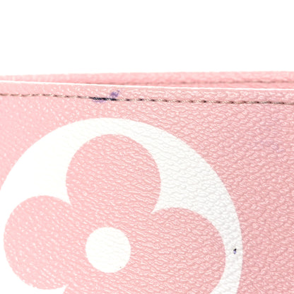 Louis Vuitton Monogram Giant By The Pool Onthego GM Light Pink 9 of 10