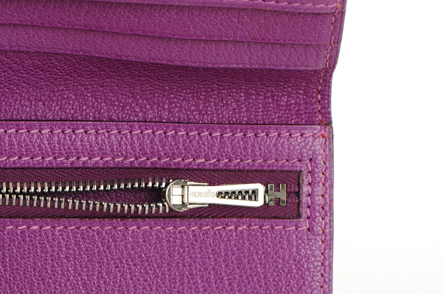 Chevre Mysore Bearn Gusset Wallet Cyclamen