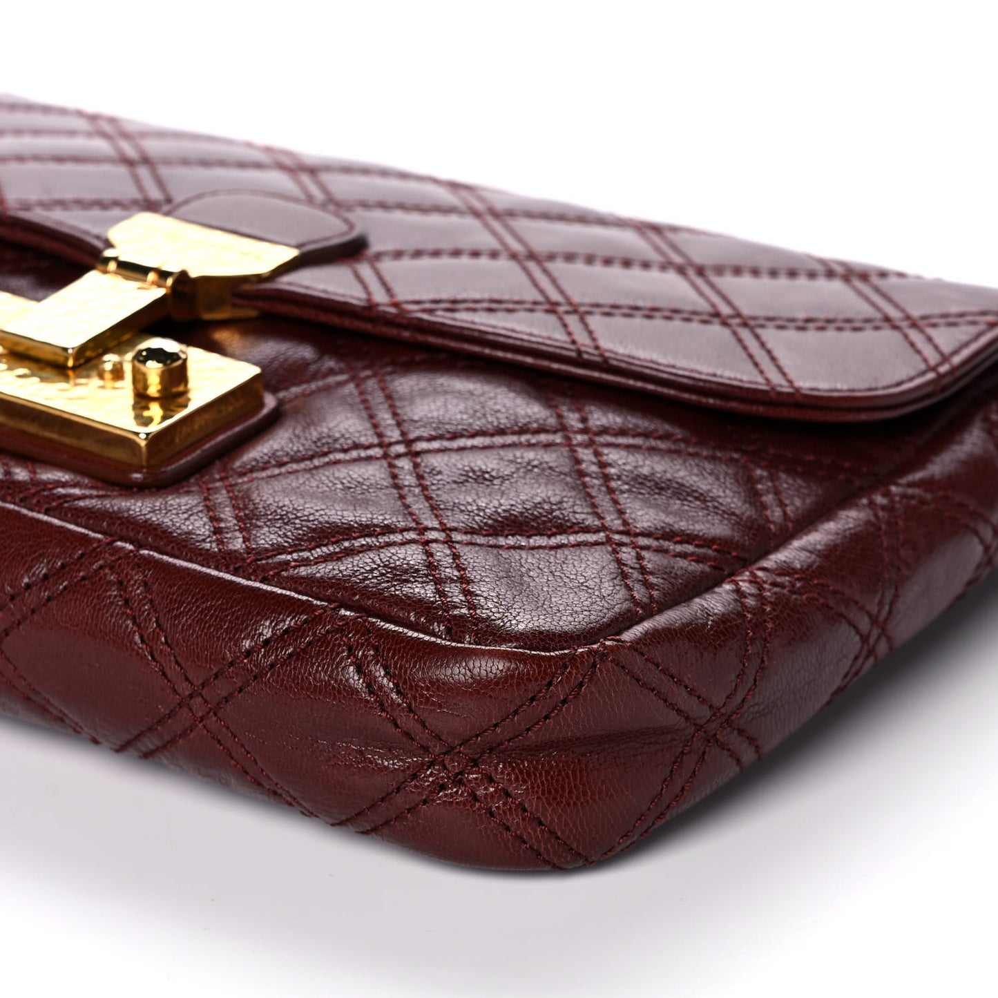 Lacquered Lambskin Baroque The Medium Single Flap Bordeaux