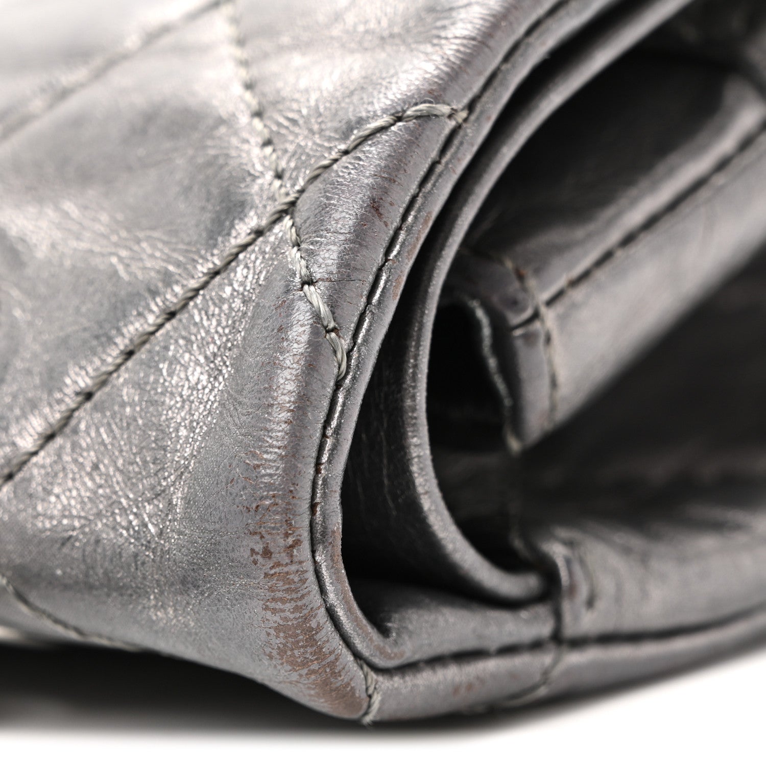 Chanel Metallic Aged Calfskin Quilted 2.55 Reissue 227 Flap Dark Silver 36 of 40