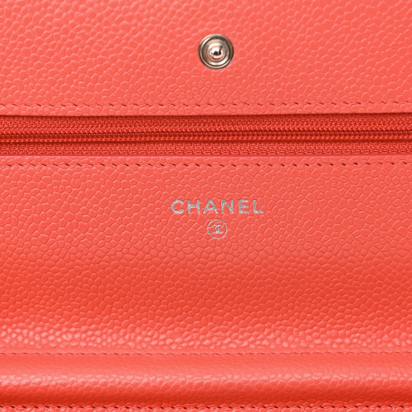 Caviar Chevron Quilted Wallet On Chain WOC Coral