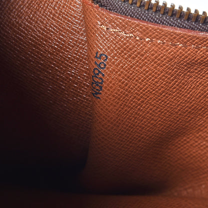 Louis Vuitton Monogram Papillon 30 8 of 9