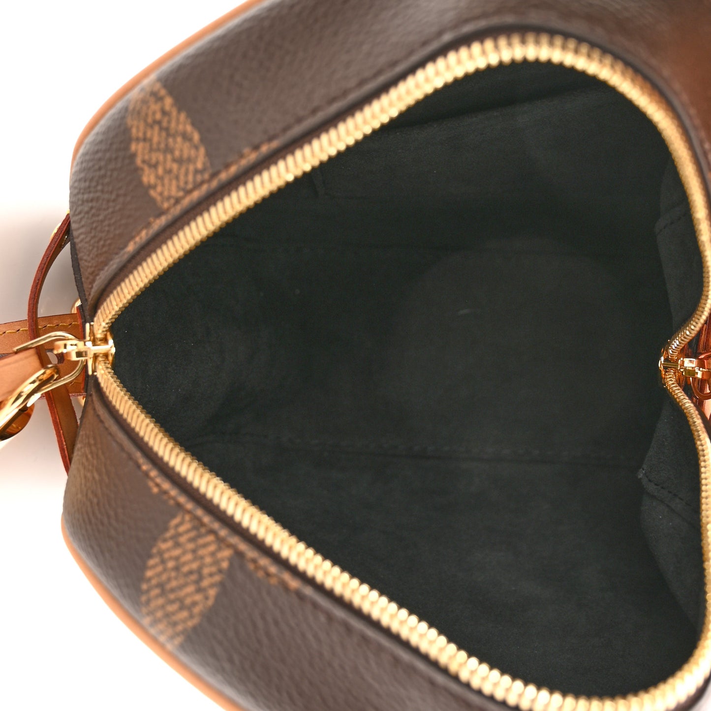 Reverse Monogram Giant Boite Chapeau Souple