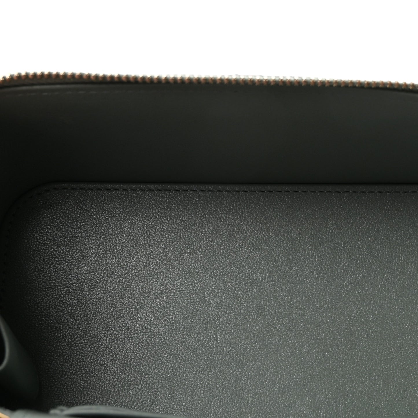Metallic Lambskin Quilted Small CC Vanity Case With Chain Grey