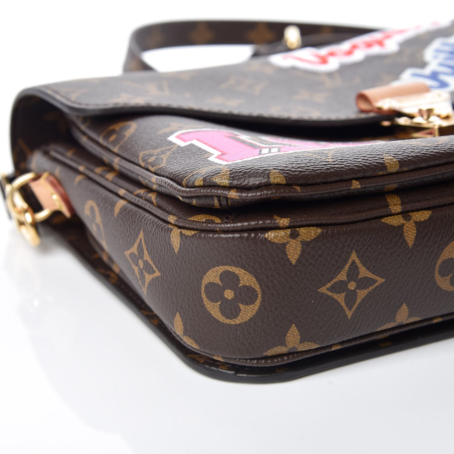Monogram Patches Pochette Metis
