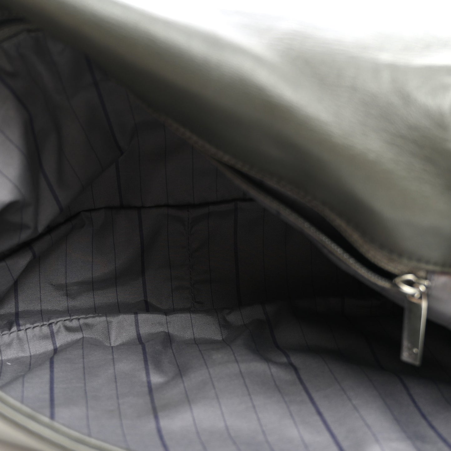Lambskin Studded CC East West Flap Grey
