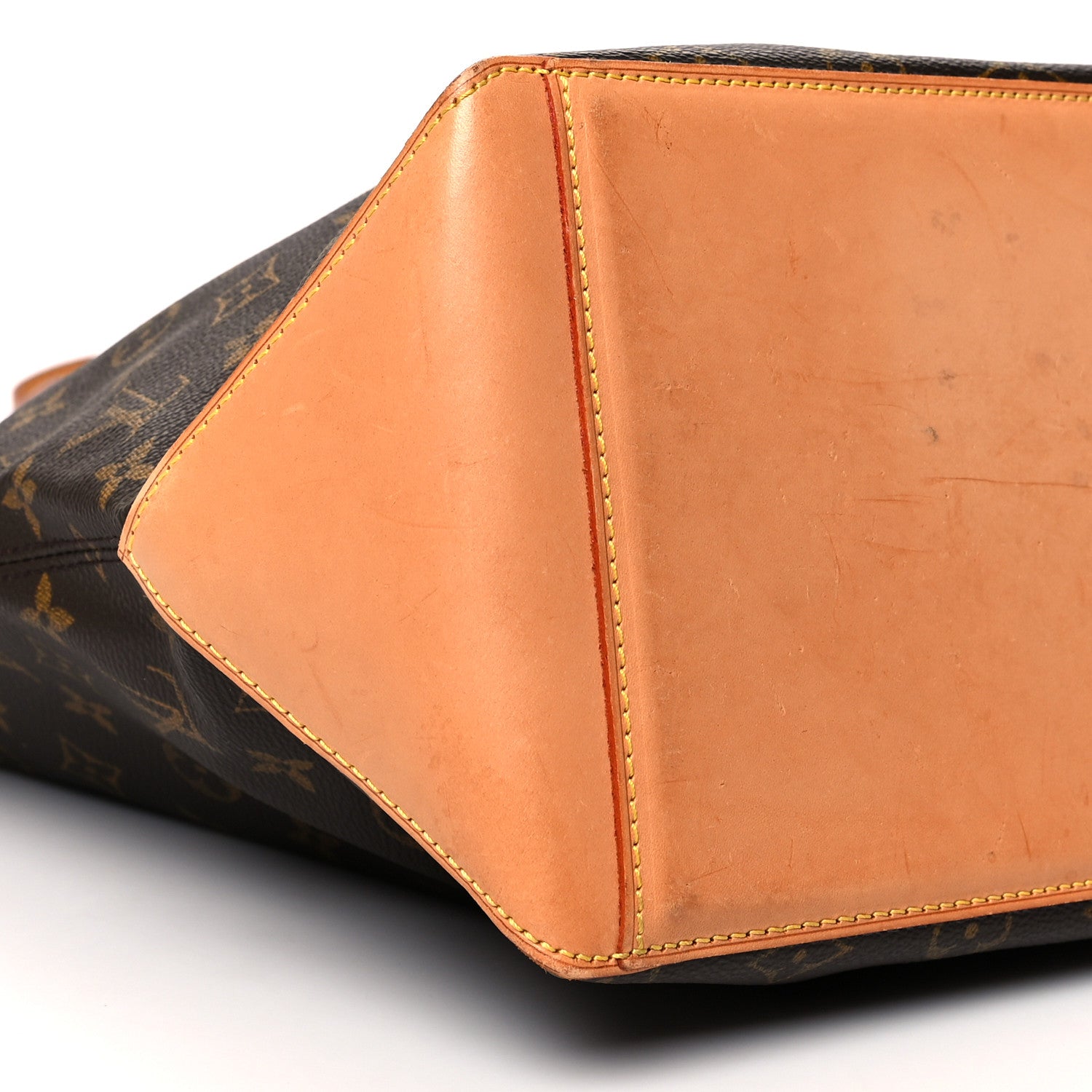 Louis Vuitton Monogram Cabas Mezzo 8 of 10
