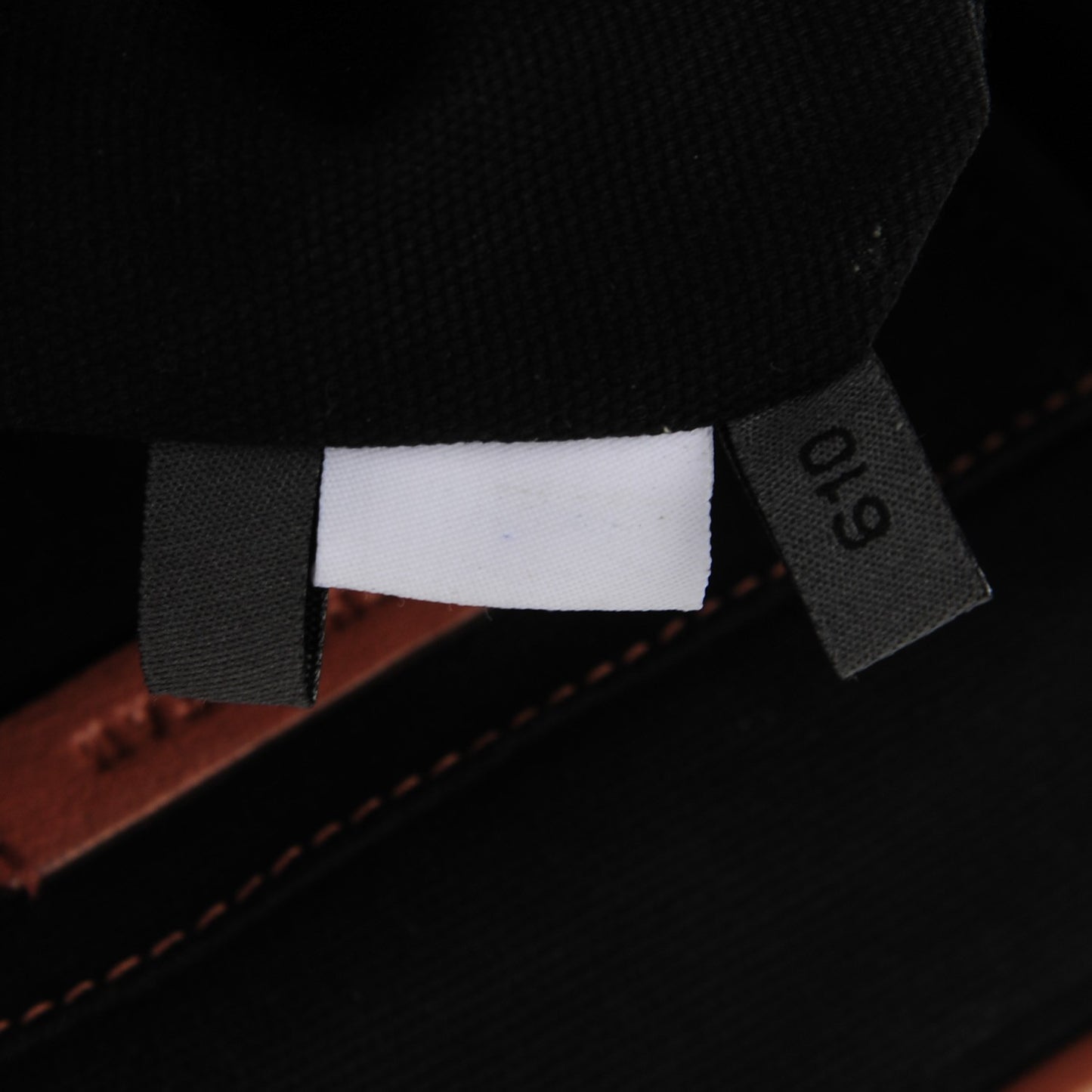 Calfskin Quilted Stam Tobacco