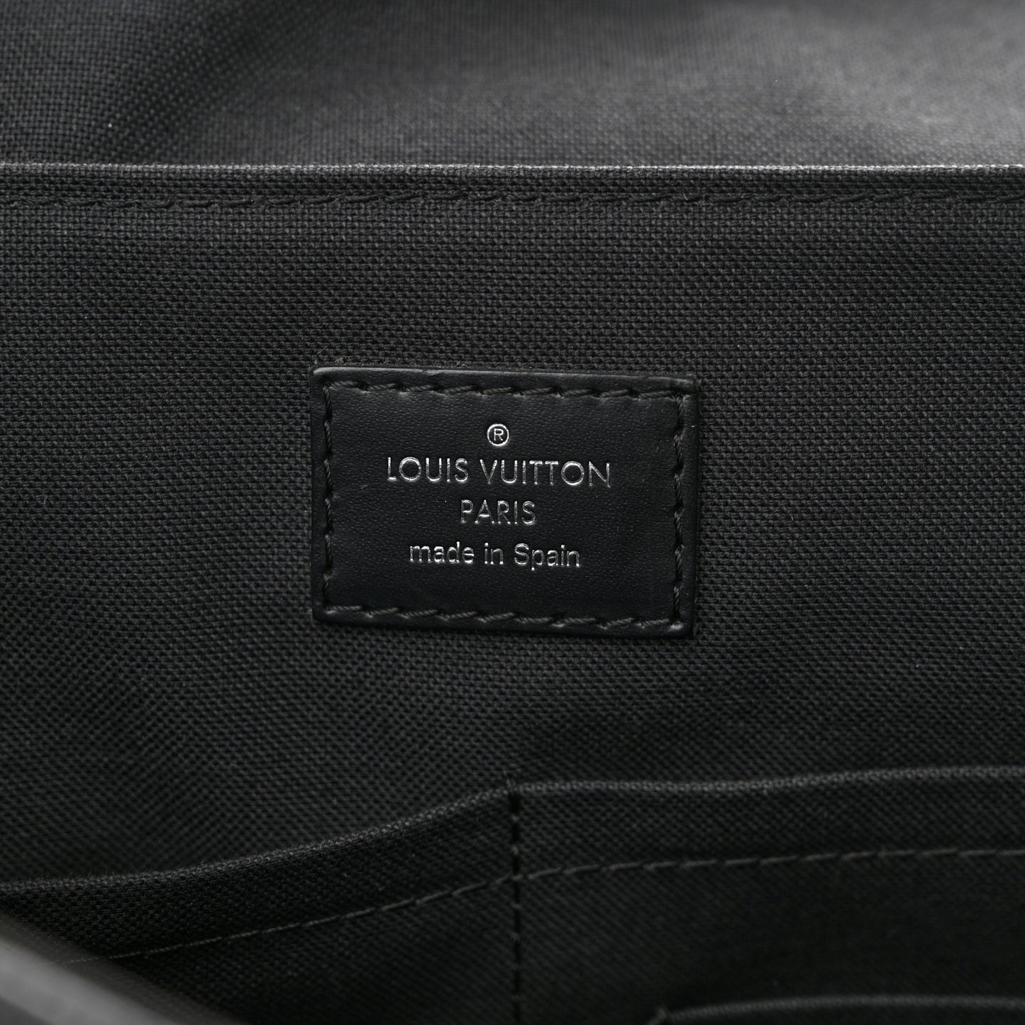 Damier Graphite District MM