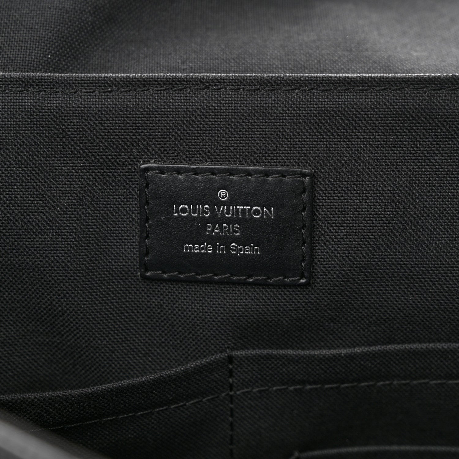 Louis Vuitton Damier Graphite District MM 6 of 9