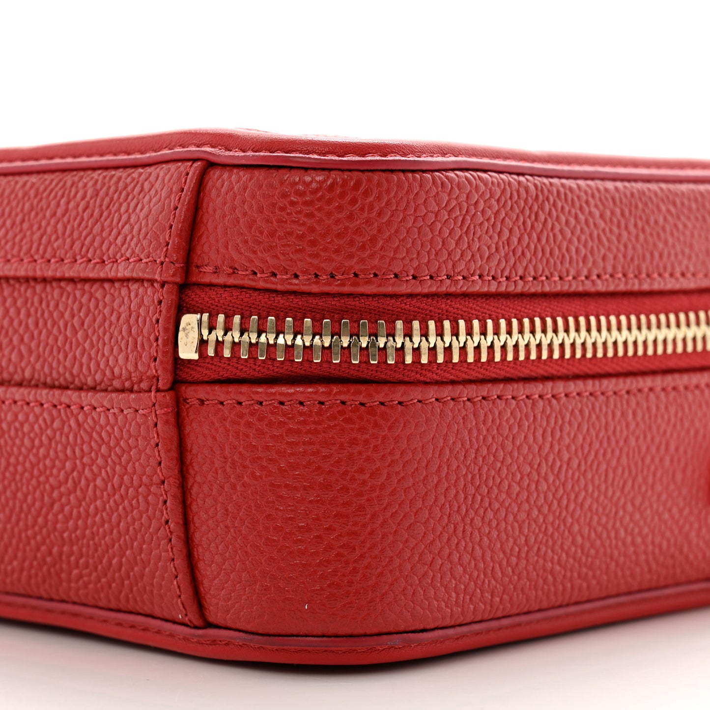 Caviar Quilted Small CC Filigree Vanity Case Red