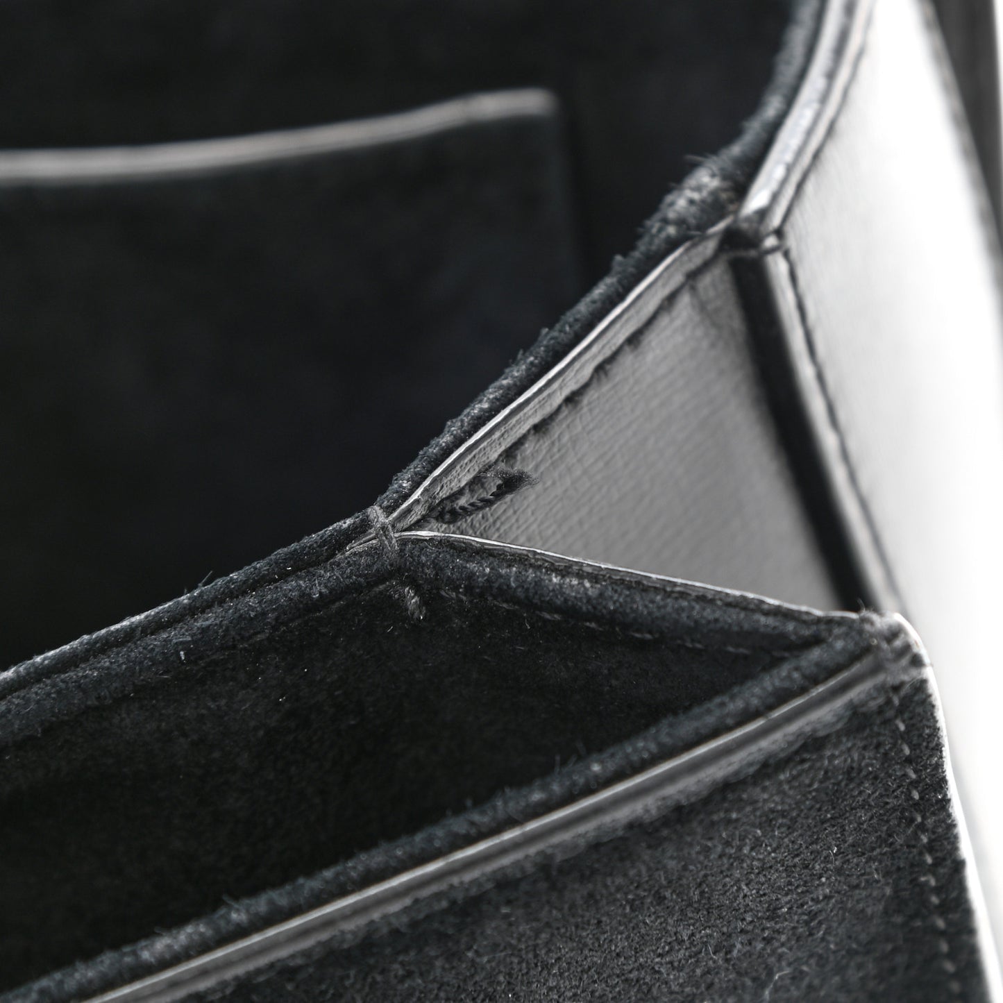 Smooth Calfskin Suede Medium Bellechasse Black
