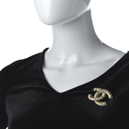 Chanel Pearl CC Brooch Gold 2 of 5