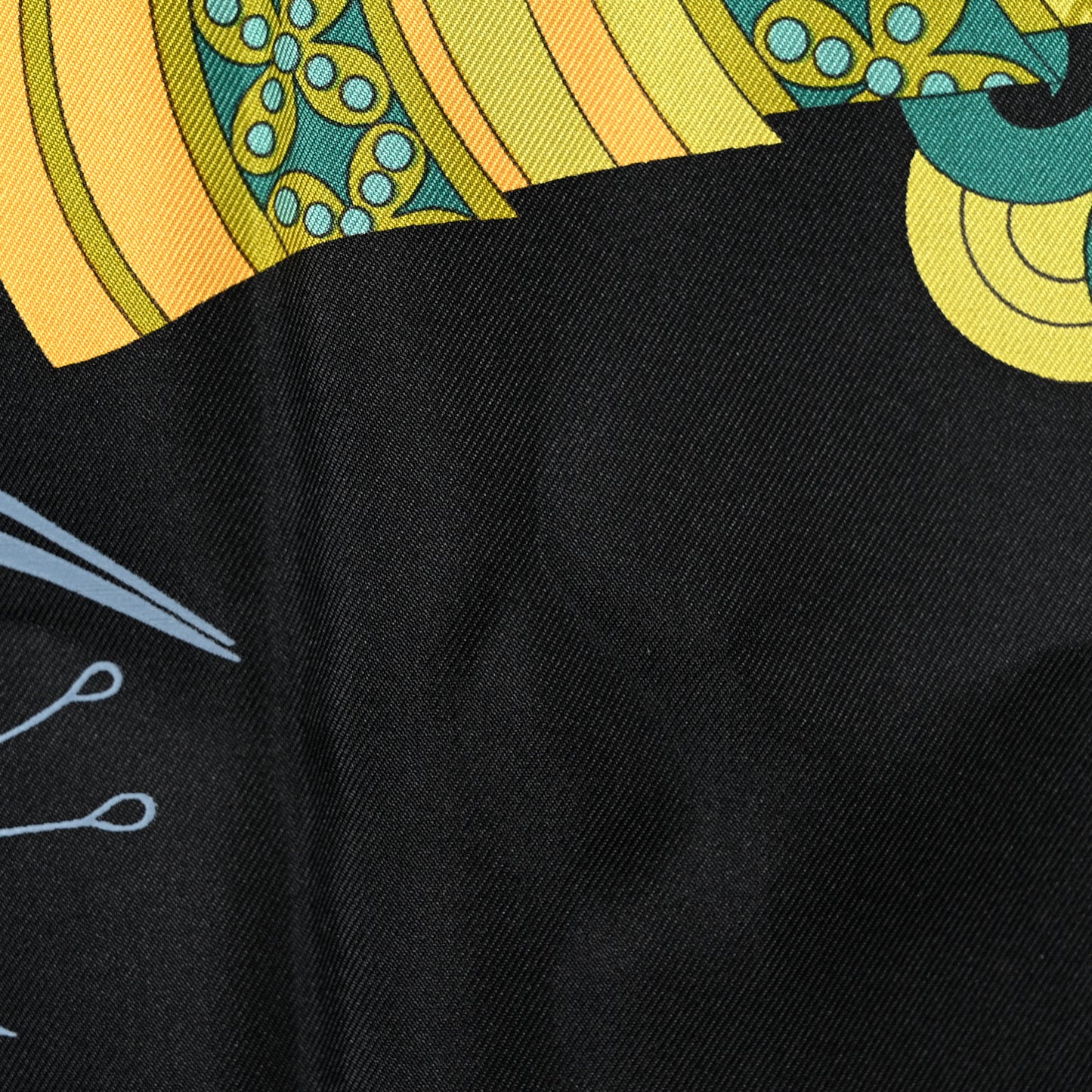 Silk Les Printemps de Thera Scarf 90 Black