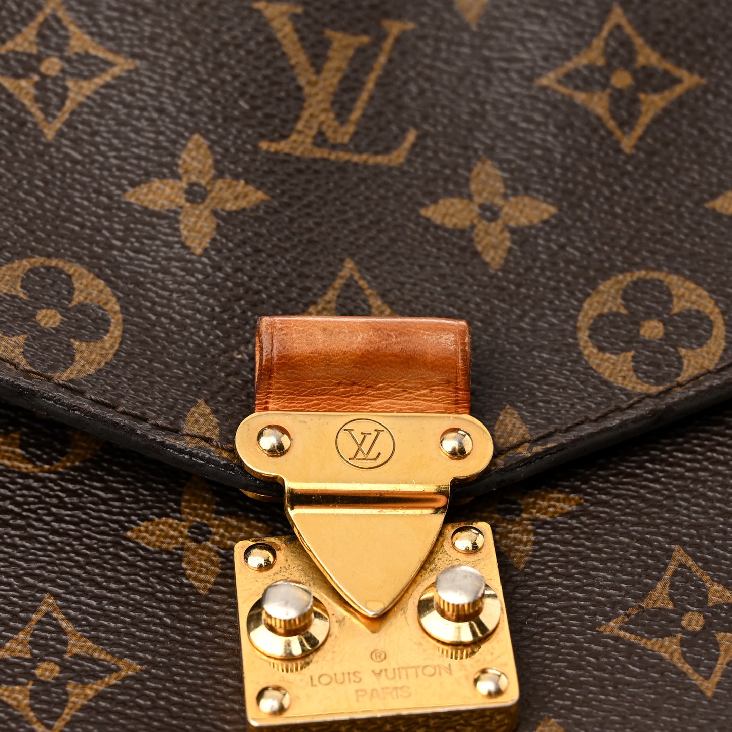 Monogram Pochette Metis