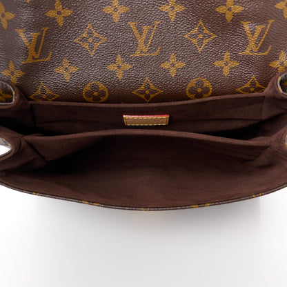 Louis Vuitton Monogram Pochette Metis 5 of 14