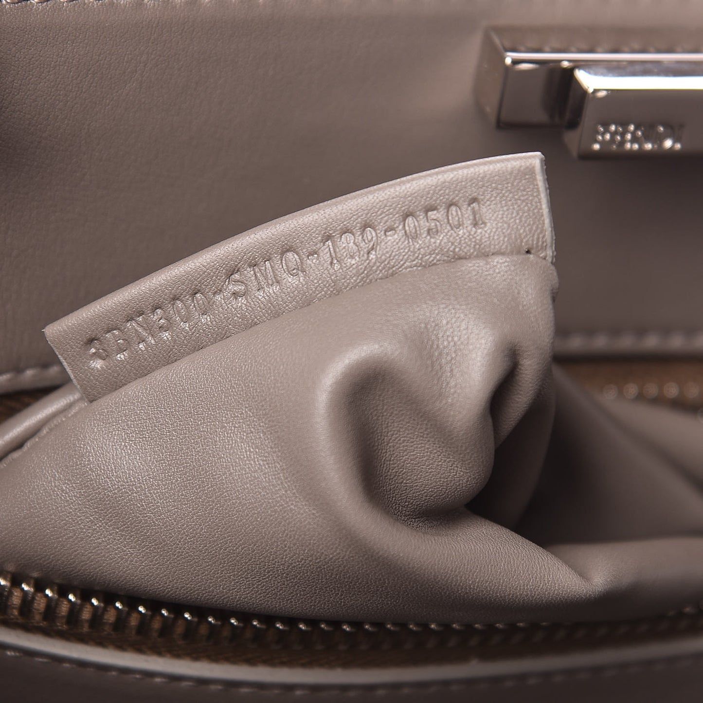Vitello Tahiti Burro Large Peekaboo Iconic Essentially Satchel Macaron Foresta