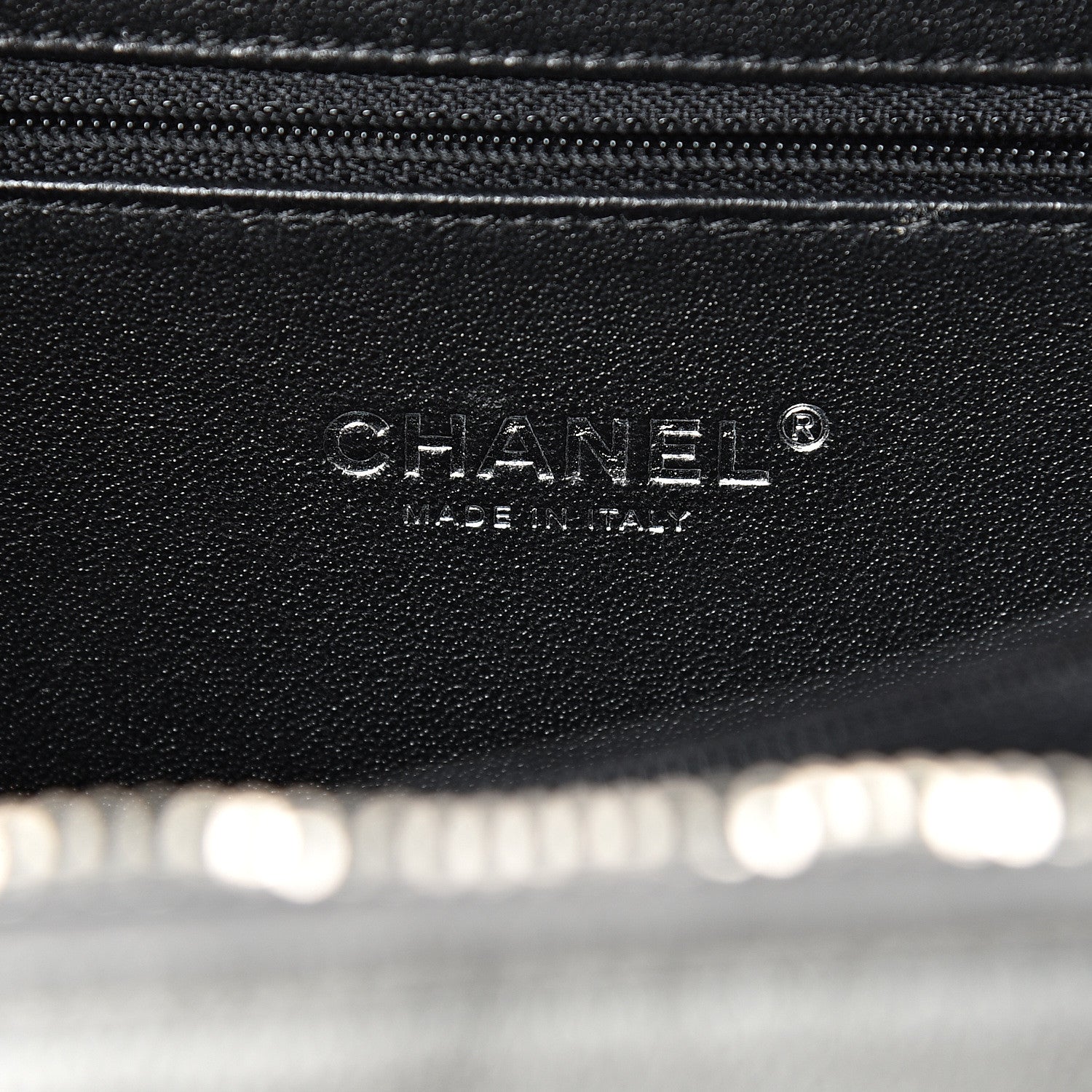 Chanel Metallic Caviar Quilted Medium CC Filigree Vanity Case Dark Silver 5 of 9