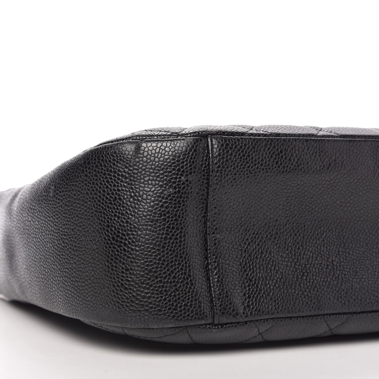 Caviar Quilted Timeless CC Shoulder Bag Black