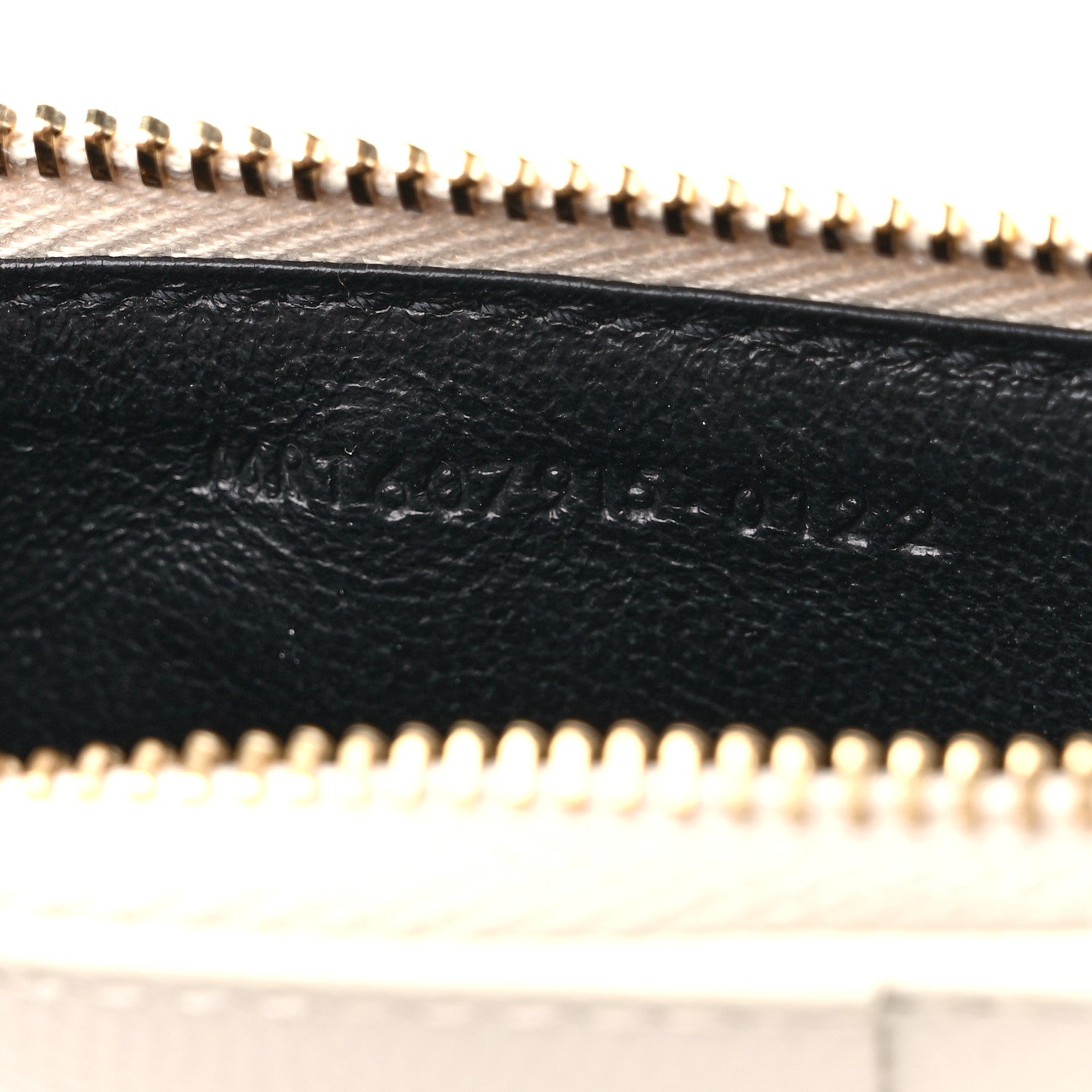 Saint Laurent Grain De Poudre Matelasse Chevron Monogram Fragments Zippered Card Case Crema Soft 6 of 6