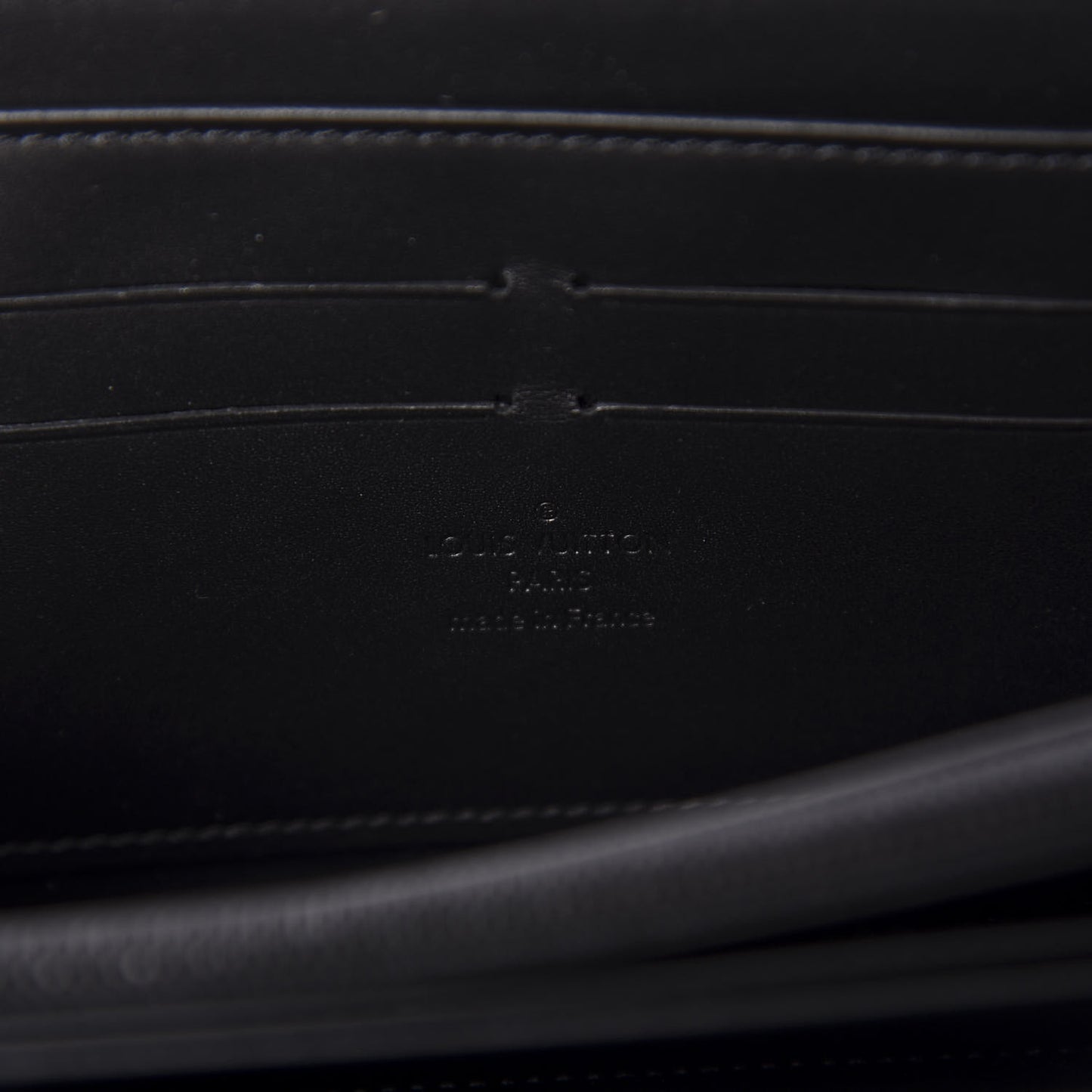 Vernis Zippy Wallet Noir Magnetique